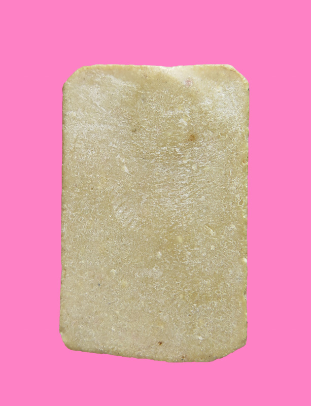 พระผงน้ำมัน พิมพ์ขี่ครุฑ (ผงอุดหาย) หลวงพ่อฤาษีลิงดำ