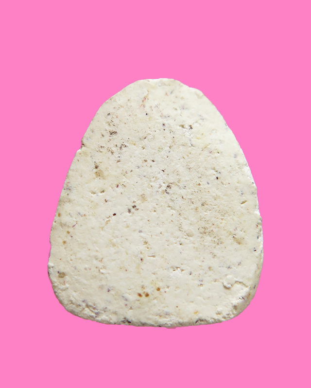 พระปิดตา เนื้อผง