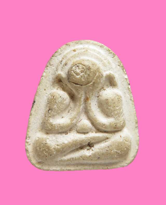 พระปิดตา เนื้อผง สายเมืองชล