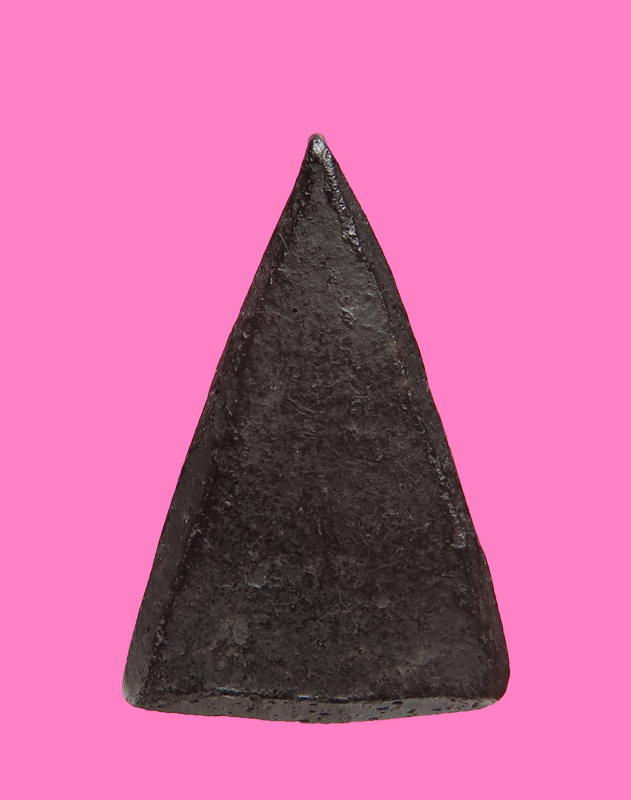 พระพุทธกวัก เนื้อดำๆ