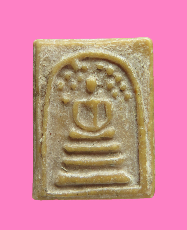 สมเด็จปรกโพธิ์ พิมพ์คะแนน เนื้อผงน้ำมันจัด