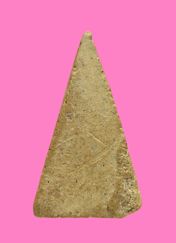 พระผงวัดสามปลื้ม (ผสมเนื้อเก่าเยอะมีรักพระเก่าอยู่ในเนื้อ) เจ้าคุณจุ้ย วัดสามปลื้ม