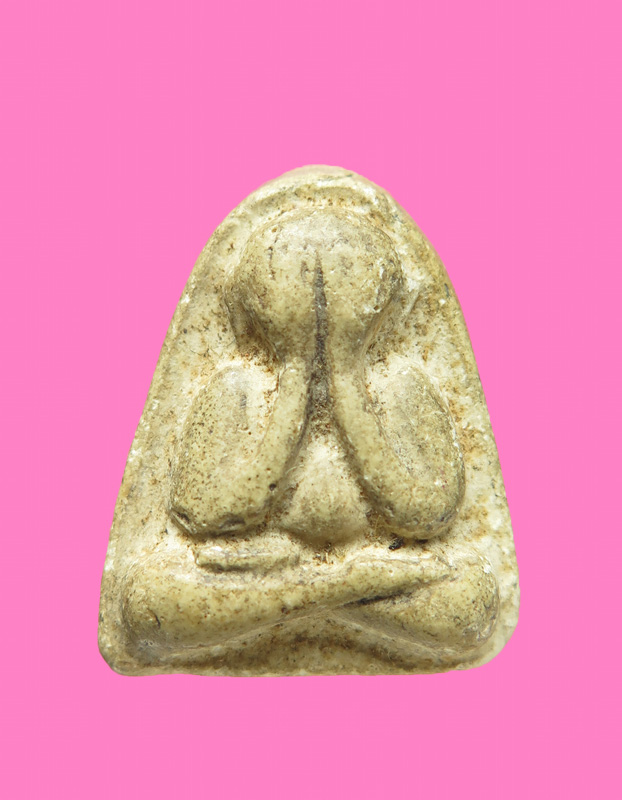 พระปิดตา เนื้อผงพุทธคุณ เก่า