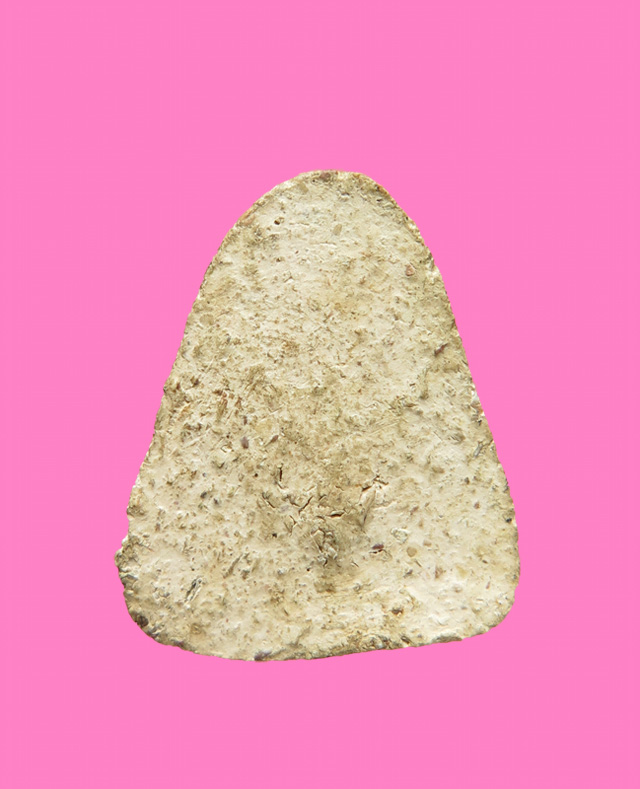 พระปิดตา หลังเรียบ หลวงปู่เกลี้ยง วัดเนินสุทรา 