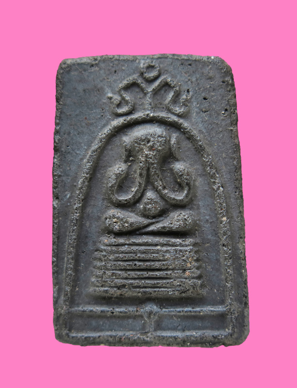 พระปิดตา เนื้อผงใบลานผสมไม้เสาเอกสมเด็จโต หลวงปู่หิน วัดระฆัง