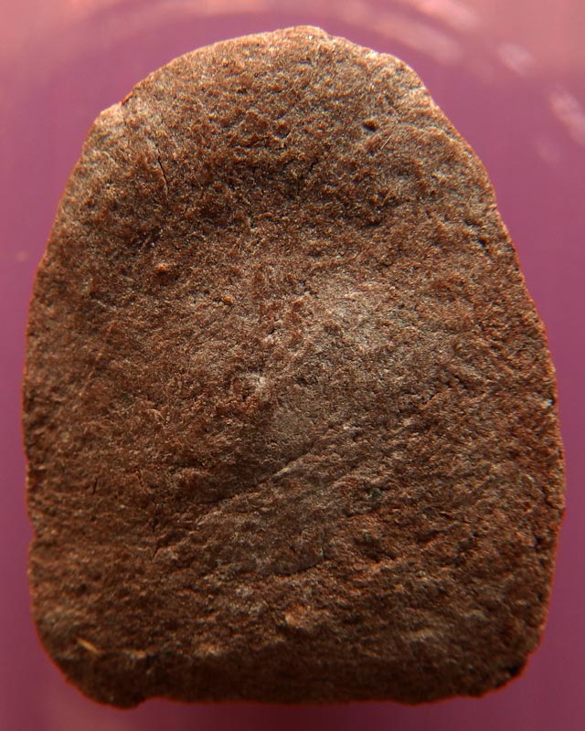 ปิดตารุ่นแรกท้องอุ เนื้อผงว่านผสมน้ำนมควาย หลวงพ่อเขียว วัดหรงบล จ.นครศรีธรรมราช พ.ศ. 2510 (A6)