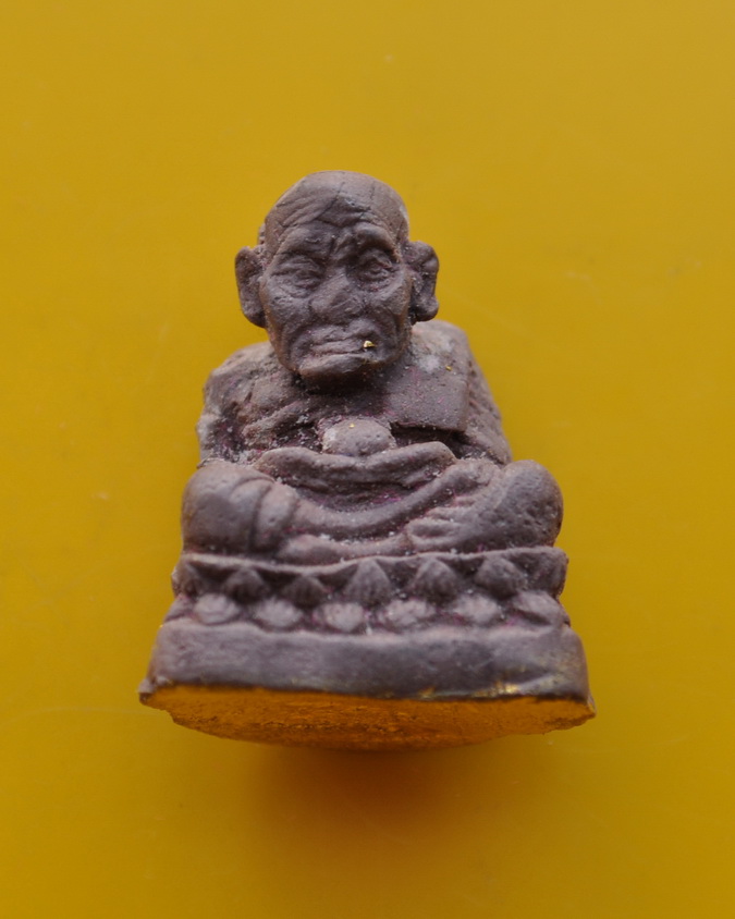 หลวงปู่ทวด รุ่น พิทักษ์แผ่นดิน