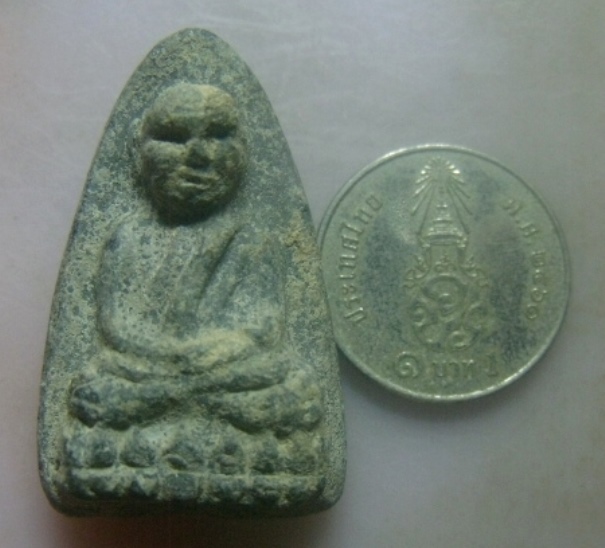 **เบา​ๆ​**หลวงปู่ทวดเนื้อว่าน พิมพ์ใหญ่ เก่าๆ ไม่ทราบที่**ไขว่านขึ้นสวยๆ เชิญชมครับ