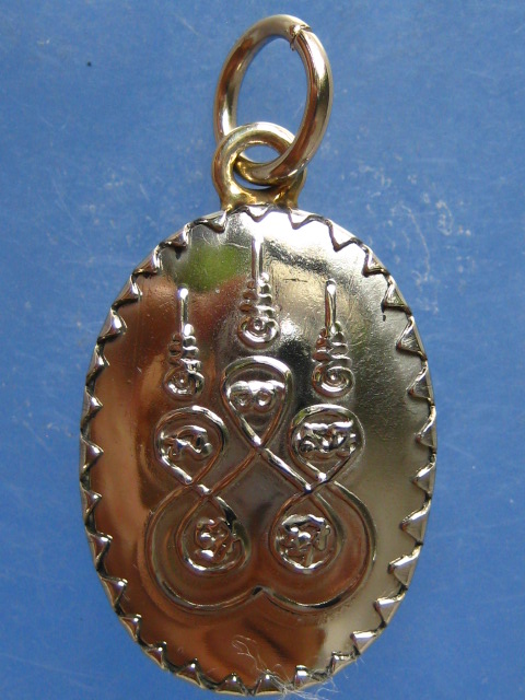 ล็อกเก็ต หลวงพ่อแฉล้ม วัดศรีสังวร สุโขทัย