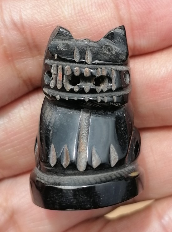 เสือหลวงพ่อเปิ่น รุ่นไตรมาส 44 เนื้อเขาควายแกะ อุดกริ่ง วัดบางพระ จ.นครปฐม ปี 2544 เคาะเดียว    