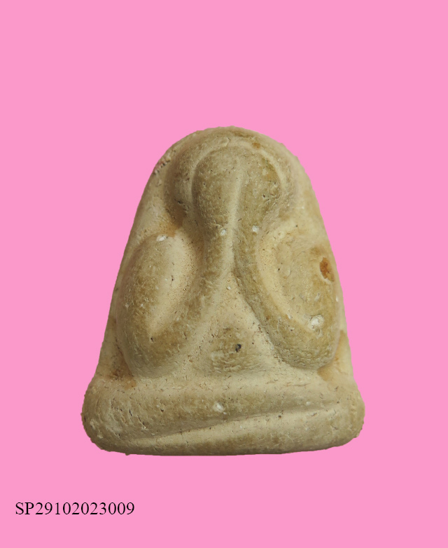 พระปิดตา หลังแบบ หลวงพ่อปาน วัดเครือวัลย์ ชลบุรี