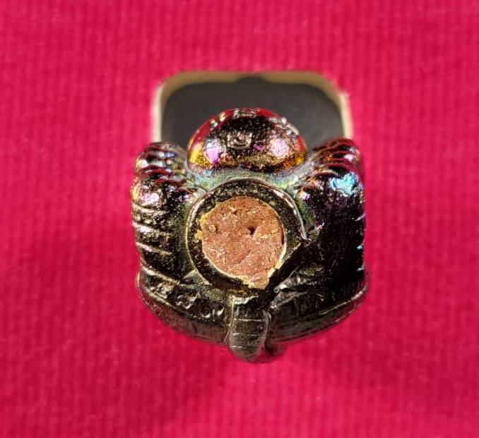 ลูกอมเสือรุ่น 168 หลวงปู่แสน วัดบ้านหนองจิก จ.ศรีสะเกษ เนื้อผิวรุ้งอุดผง สวยครับ