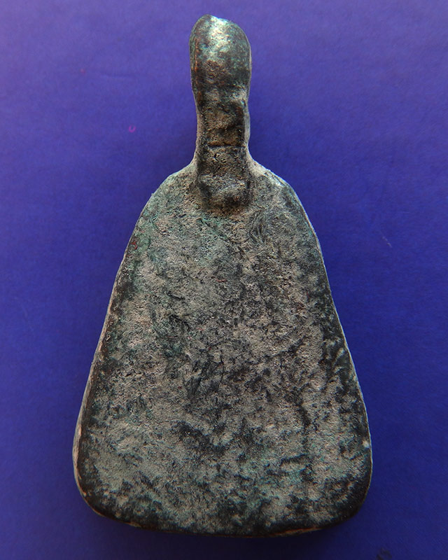 แท้จากวัด..11.เหรียญหล่อจอบใหญ่ หลวงพ่อเงิน รุ่นปืนแตก วัดคงคาราม (บางคลานใต้) พร้อมกล่องเดิม