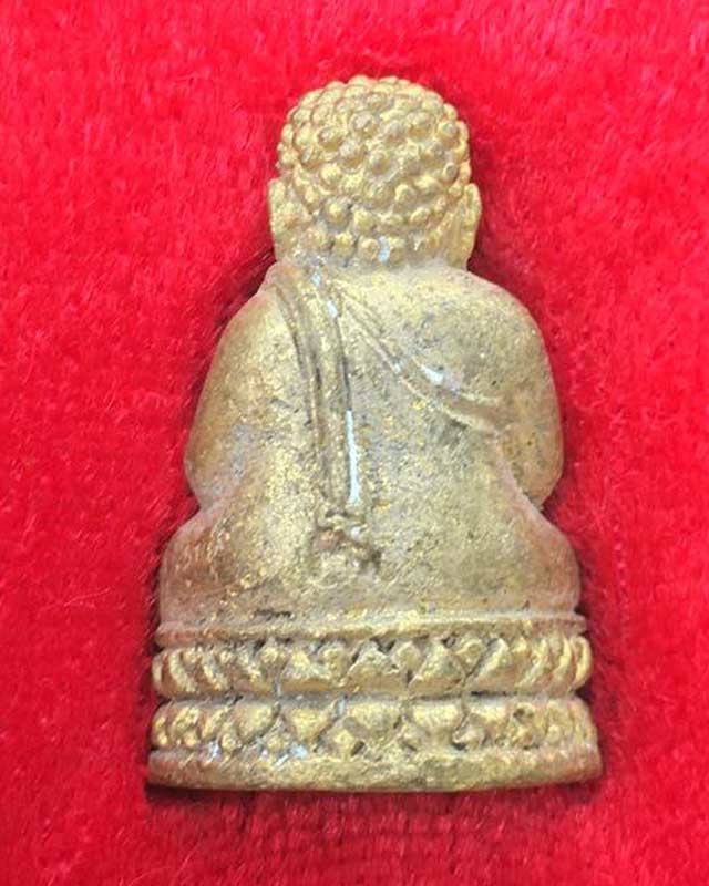 พระสังกัจจายน์ชินบัญชร 8 รอบ อายุครบ 96 ปี 2561 หลวงพ่อพัฒน์ ปุญญกาโม วัดห้วยด้วน เนื้อทองเหลือง