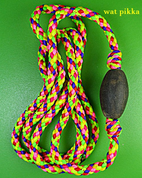 ลูกสะกดไม้พญางิ้วดำหลวงปู่สิงห์ วัดบ้านขี้เหล็ก ศรีสะเกษ .3901.1