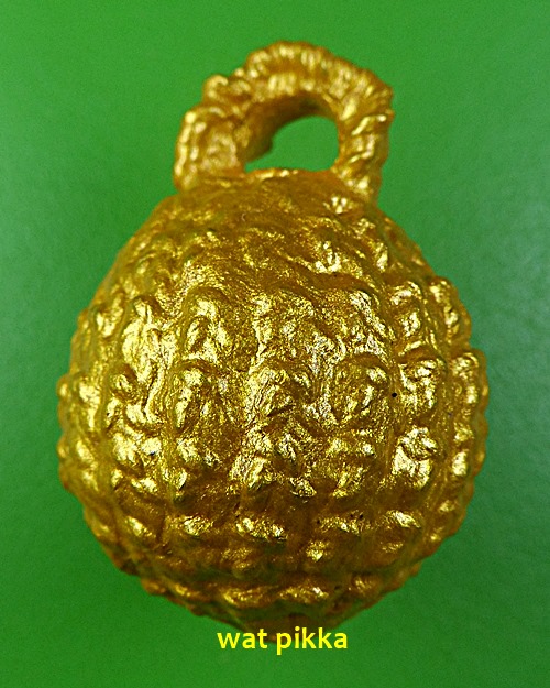 แก้วเพชรัตน์ถักเชือกลงทอง หลวงพ่อกาหลง วัดศรีประดู่ อุบลราชธานี *.4201.*