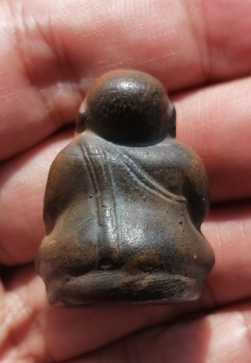 พระสังกัจจายน์ลอยองค์ หลวงพ่อกวย วัดโฆสิตาราม เนื้อดินเผา อุดกริ่ง หายาก จ.ชัยนาท เคาะเดียว