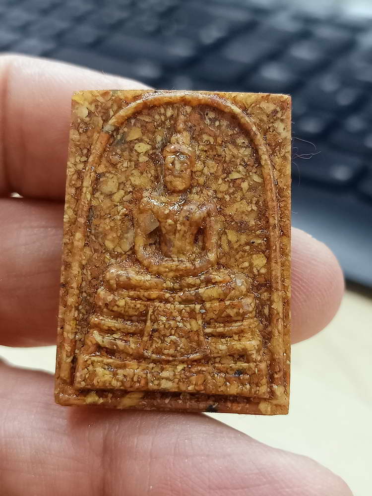 5-13 หลวงพ่อโสธร เนื้อผงกระเบื้องหลังคาโบสถ์ วัดโสะรวรารามวรวิหาร แปดริ้ว ฉะเชิงเทรา กล่องเดิม