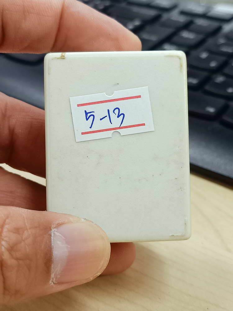 5-13 หลวงพ่อโสธร เนื้อผงกระเบื้องหลังคาโบสถ์ วัดโสะรวรารามวรวิหาร แปดริ้ว ฉะเชิงเทรา กล่องเดิม