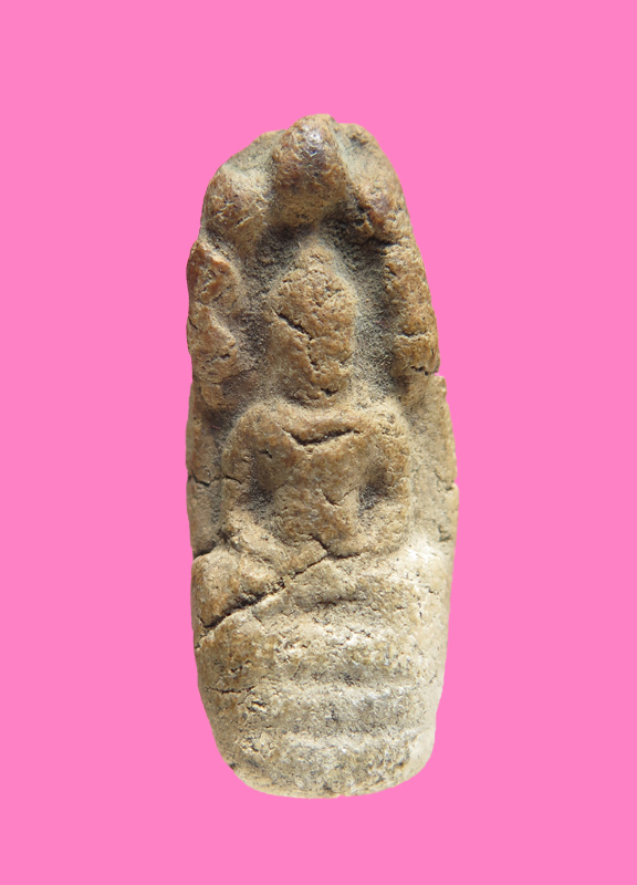 พระนาคปรก เนื้อดิน สูงประมาณ 1 นิ้ว