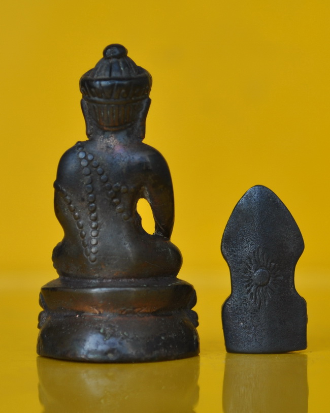 พระกริ่ง พระชัยวัฒน์ นารายณ์อุดปืน พนมรุ้ง