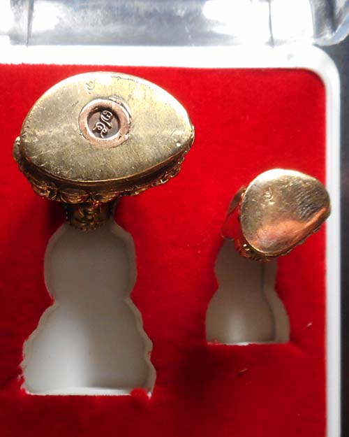  พระกริ่งรุ่นแรกหลวงพ่อสุดใจ ทันตมโน เนื้อขันลงหิน ปี ๒๕๖๒ วัดป่าบ้านตาด อุดรธานี