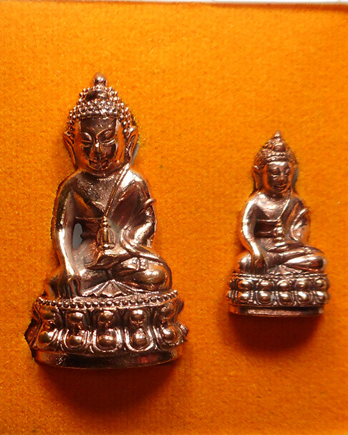 พระกริ่งรุ่นแรกหลวงพ่อสุดใจ ทันตมโน เนื้อสำริด ปี ๒๕๖๒ วัดป่าบ้านตาด อุดรธานี