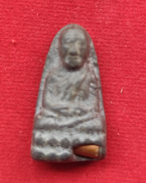 หลวงพ่อทวด พิมพ์พระรอด เนื้อโลหะ ไม่ทราบวัด