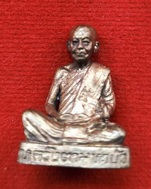 รูปหล่อรุ่น 100 ปี ลต.บัว ญาณสัมปันโน วัดป่าบ้านตาด จ.อุดรธานี  