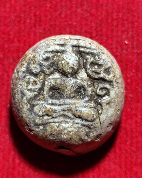 พระกรุวัดคู้สลอดพิมพ์จันทร์ลอย หลวงพ่อปานปลุกเสก