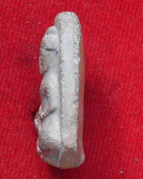  พระผงพิมพ์ห้าเหลี่ยม ท่านพ่อลี ธัมมธโร วัดอโศการาม จ.สมุทรปราการ ปี 2500