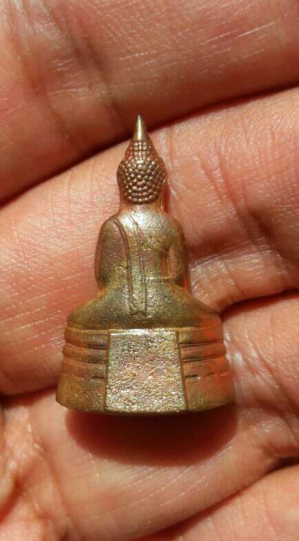   พระกริ่งพระพุทธโสธร วัดโสธรวรารามวรวิหาร จ.ฉะเชิงเทรา หมายเลข 0660 ปี 2549 เคาะเดียว   