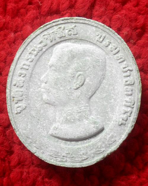 พระผง ร.5ดุษฎีมาลา(ทรงยินดี)เนื้อผงเกษร108สีเขียว พิมพ์ใหญ่ หลวงพ่อแพ วัดพิกุลทอง สิงห์บุรี100องค์