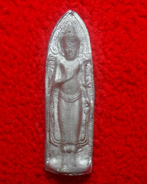 พระร่วง  พระครูประภัสร์ สุตคุณ (พระครูสุท้ศน์ )วัดเสาธงทอง จ.ลพบุรี