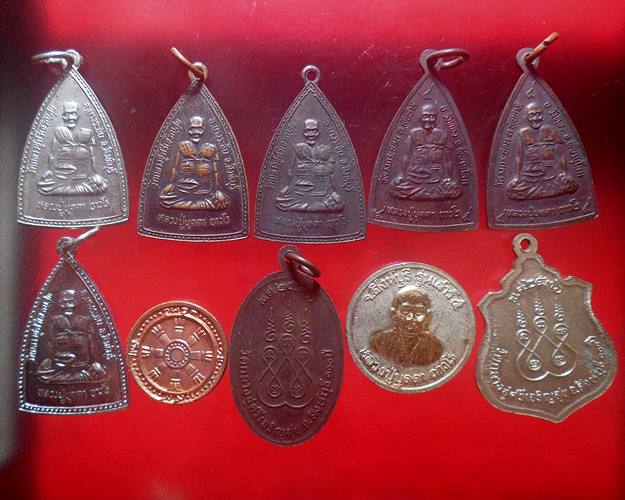 หลวงปู่บุดดาวัดกลางชูศรีเจริญสุข สิงห์บุรี พระที่หลวงปู่ดู่ วัดสะแกยังยกย่องท่านว่าเป็นพระอรหันต์ 6