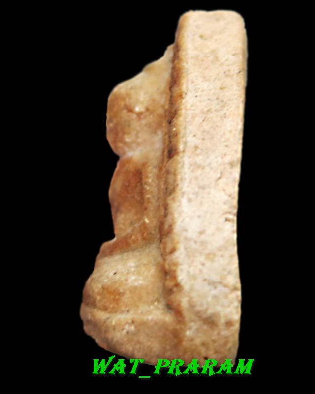 " พระพิมพ์หลวงพ่อโต บางกระทิง หลวงพ่อกุหลาบ วัดรางเข้ จ.อยุธยา ปี2509 เนื้อผงน้ำมัน"