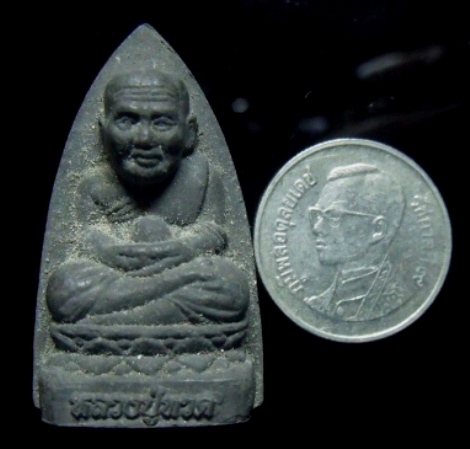 **เบา​ๆ​**หลวงพ่อทวดเนื้อว่าน วัดลอน จ.พัทลุง**สวยๆ เชิญชมครับ