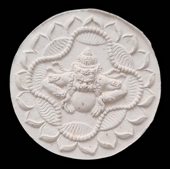 เคาะแรกแดง...สู้แล้วรวย...เนื้อขาวปัดทอง กล่องเดิม / ส่ง ems