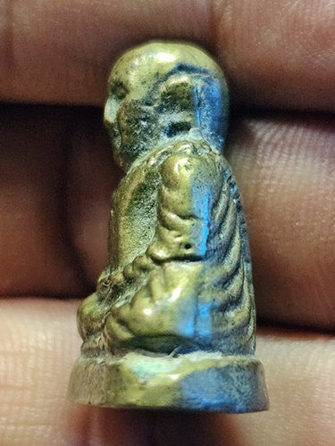 วัดบางคลาน พิจิตร  รูปหล่ออุดกริ่ง หลวงพ่อเงิน  ปี 15 ออกวัดท้ายน้ำ พิมพ์หน้าหนุ่ม