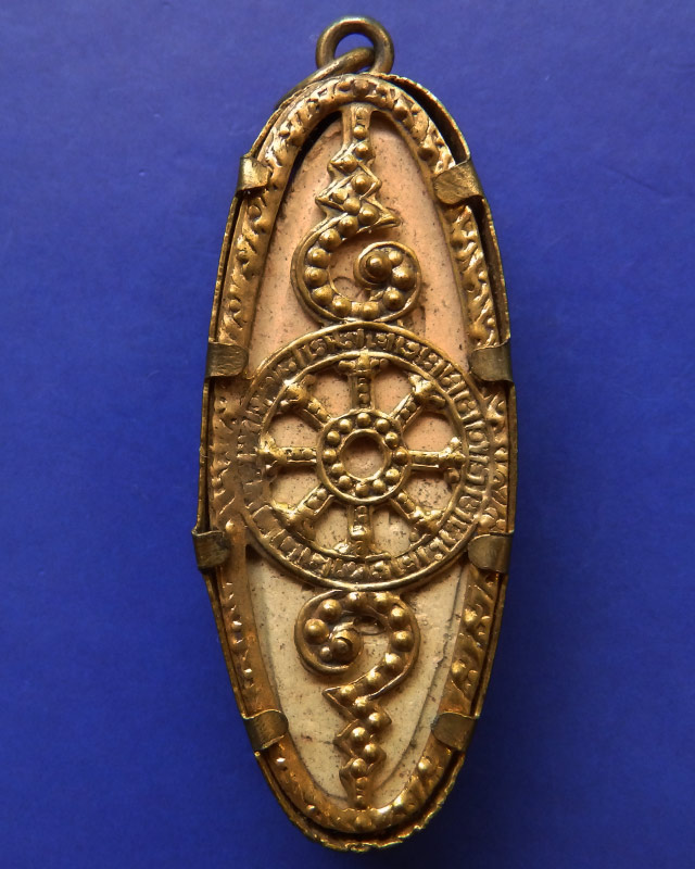 1.พระ 25 พุทธศตวรรษ เนื้อดิน กรอบเดิม ขาครบแข็งแรง ไม่เคยผ่านการแกะเลย