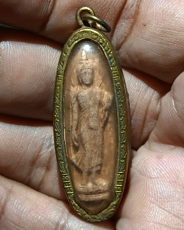 2.พระ 25 พุทธศตวรรษ เนื้อดิน กรอบเดิม ขาครบแข็งแรง ไม่เคยผ่านการแกะเลย