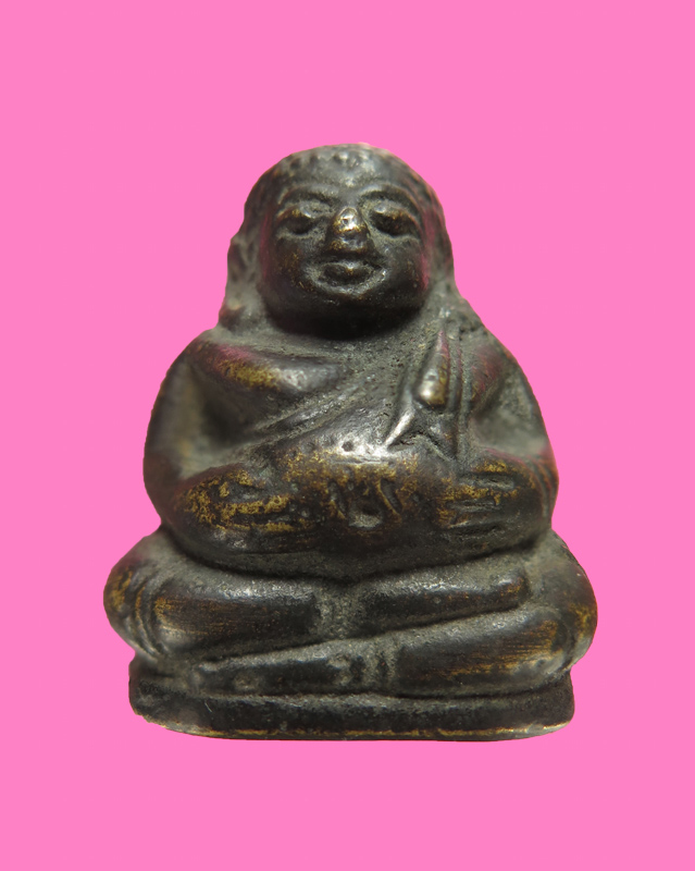 พระกริ่ง พิมพ์พระสังกัจจาย หลวงพ่อขอม วัดไผ่โรงวัว ปี 2497 หายาก