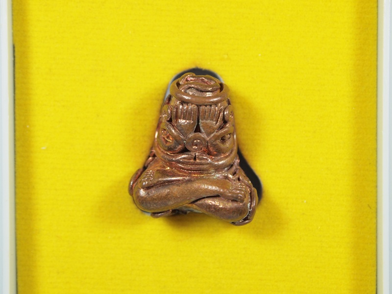 พระปิดตา ญสส.๘๘ (มหาลาภยันต์ยุ่ง) วัดบวรฯ.ปี๒๕๔๔ 