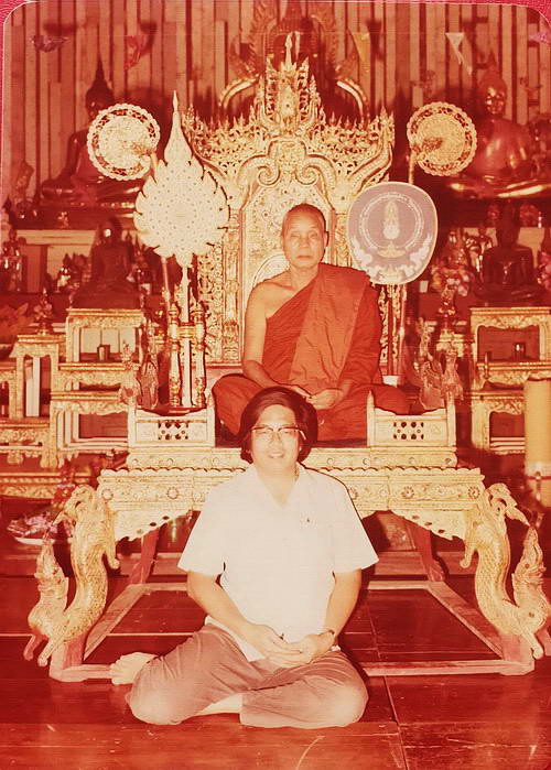 พระชัยวัฒน์ตะละกุล(พระชัยวัฒน์จักรพรรดิ์) หลวงพ่ออุตตมะ วัดวังก์วิเวการาม จ.กาญจนบุรี สวยมากค่ะ