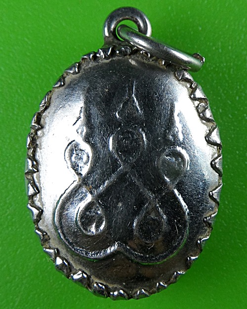 ล๊อกเก็ตหลวงปู่ธูป วัดแคนางเลิ้ง กทม. .B543.