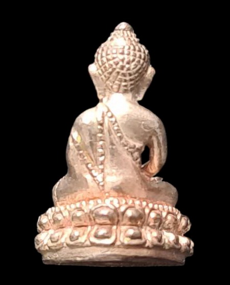 เคาะแรกแดง..พระชัยวัฒน์พูลทอง ๒๕๔๕..นวโลหะ ไม่มีกล่อง..ล.พ.ดำ วัดเขาพูลทอง จ.จันทบุรี / ส่ง ems