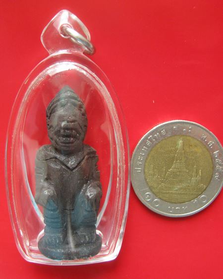 หนุมานแกะจากไม้พยุง หลวงพ่อแล วัดพระทรง จ.เพชรบุรี ปี 2539 พร้อมซองวัด