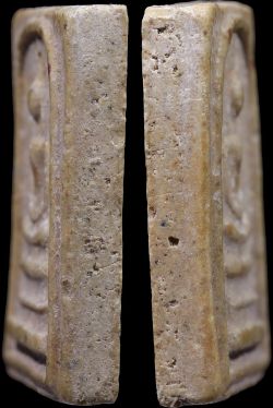 *สมเด็จฯ หลังยันต์ ผงน้ำมัน*