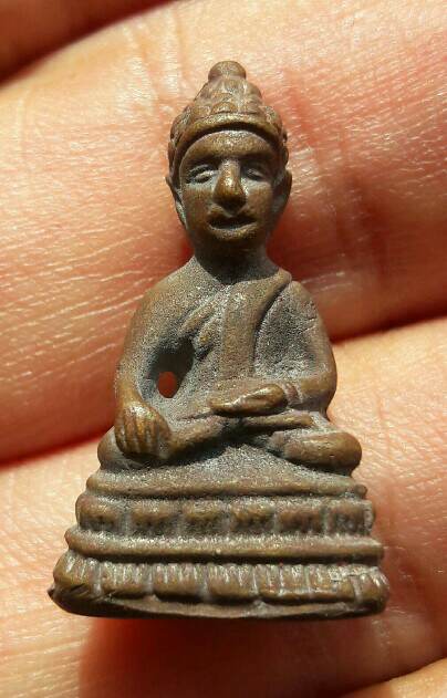 พระไม่ทราบที่ เคาะเดียว   