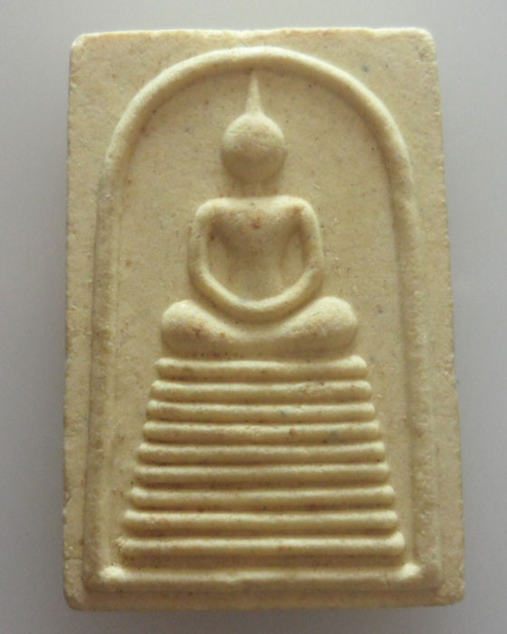 พระสมเด็จพุทธไสยาสน์ รุ่นไตรมาส วัดพระนอนป่าเก็ดถี่ จ.เชียงใหม่ ปี๒๕๔๒